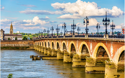 Ruijs Travel - South Western France-Bordeaux - Pont de Pierre