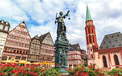 uijs Travel - Germany - Frankfurt am Main - Romerberg square